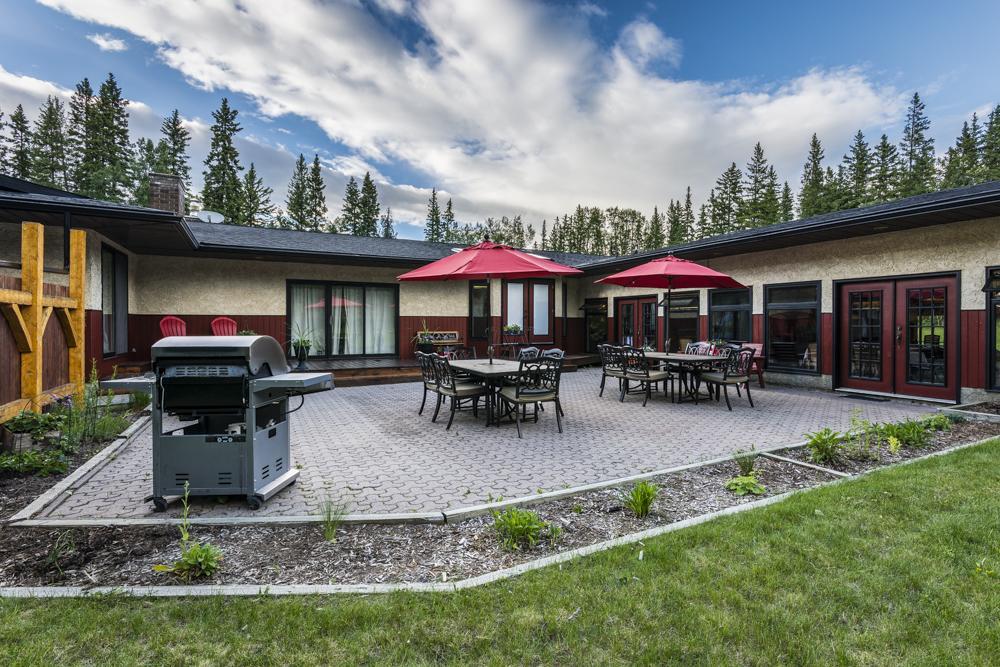 Rustlers Lodge Sundre Екстер'єр фото